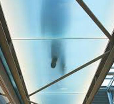 K&Kglass Decoratrive translucent laminate overhead walkway